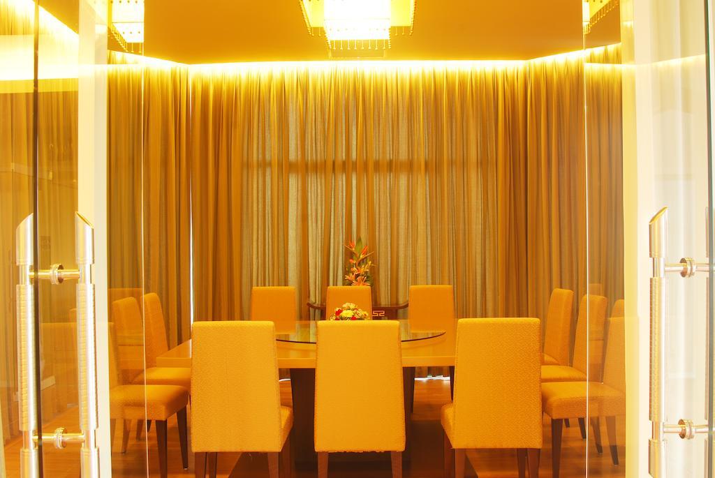 Park View Hotel Hue Exterior photo