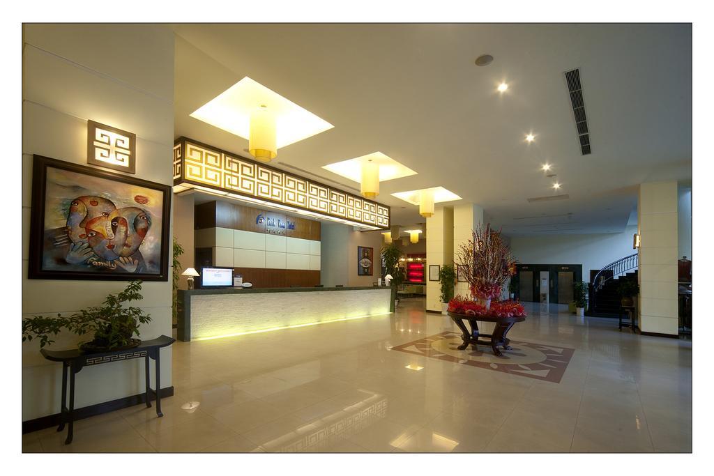 Park View Hotel Hue Exterior photo